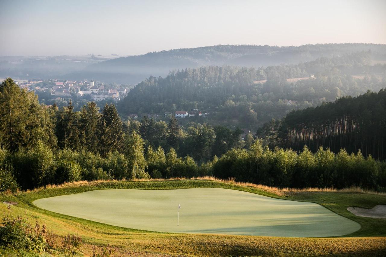 Panorama Golf Resort Kácov Екстериор снимка